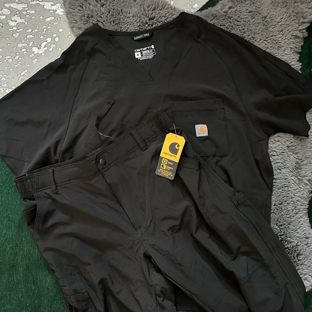 Men’s Carhartt Scrub Set Force Cross Flex in Black and Medium for Both